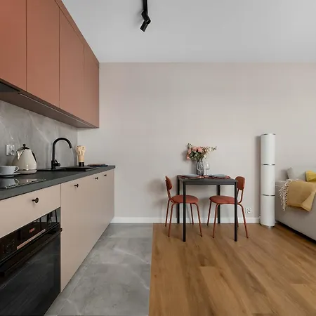 Apartman Cozy With Garden And Place To Work By Renters *