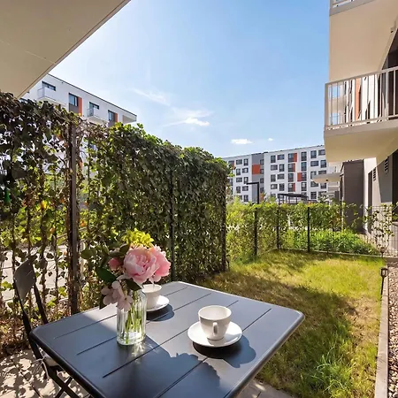 Cozy With Garden And Place To Work By Renters * Wrocław